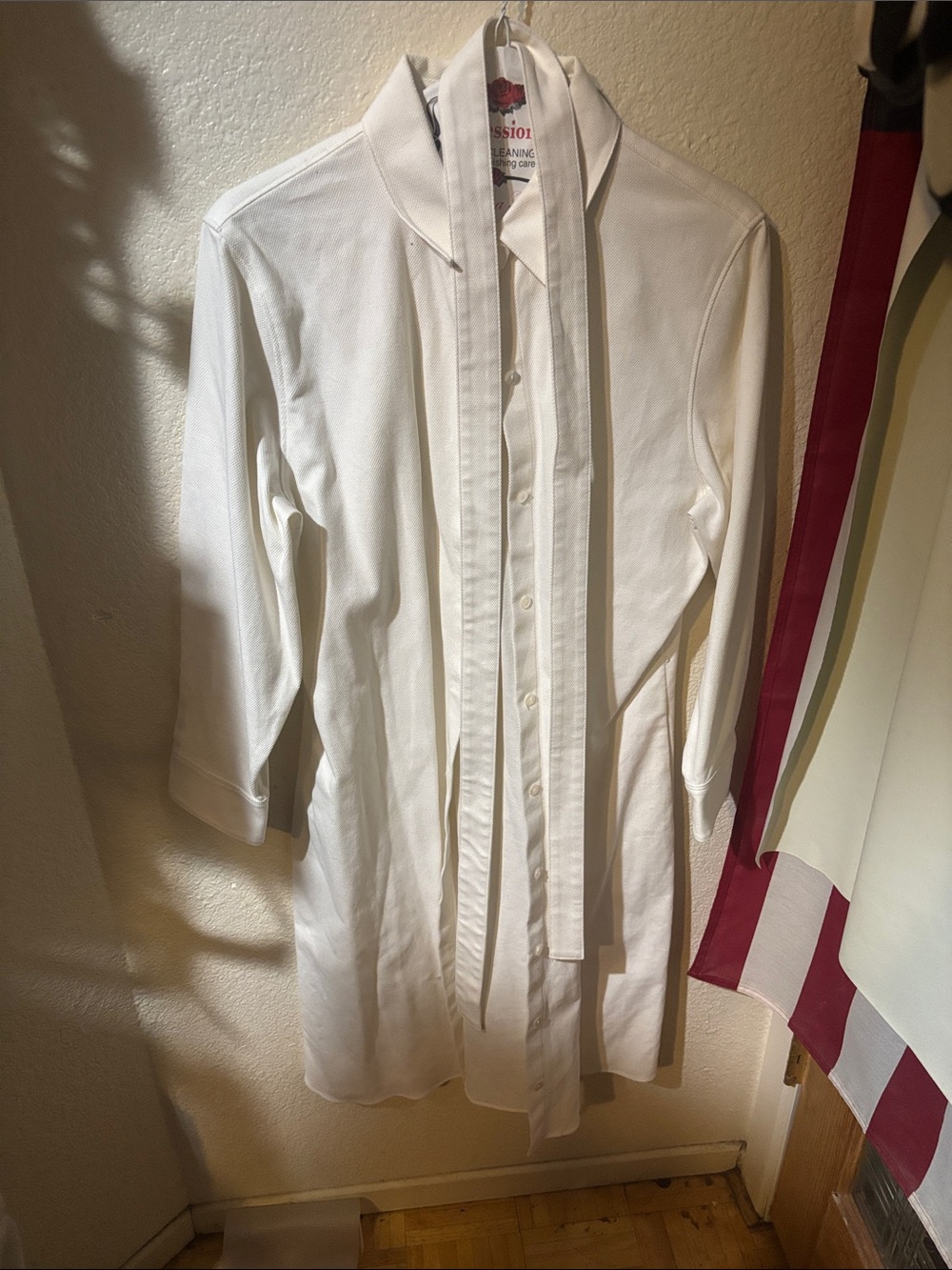 Theory off White waist tie/ button up Longline Shirt Dress
